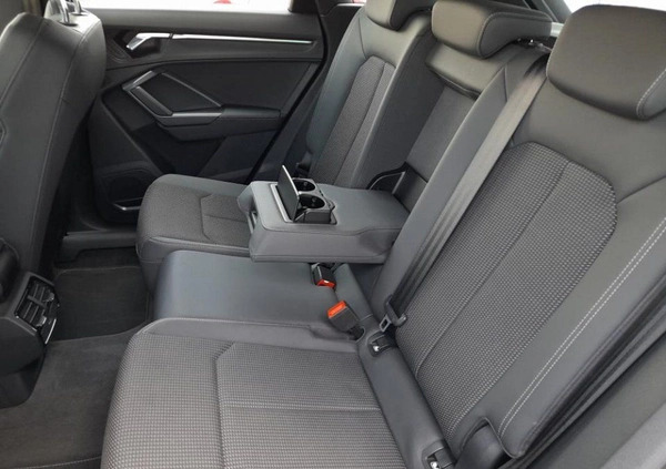 Audi Q3 cena 129900 przebieg: 130991, rok produkcji 2019 z Olecko małe 154